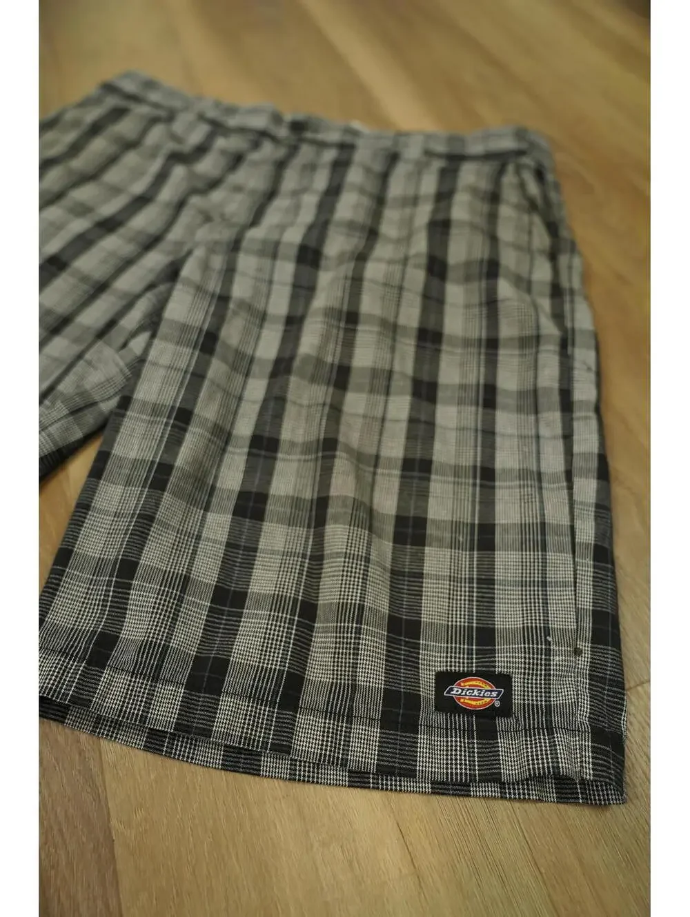 Dickie's Plaid Shorts - Men's size 38‎